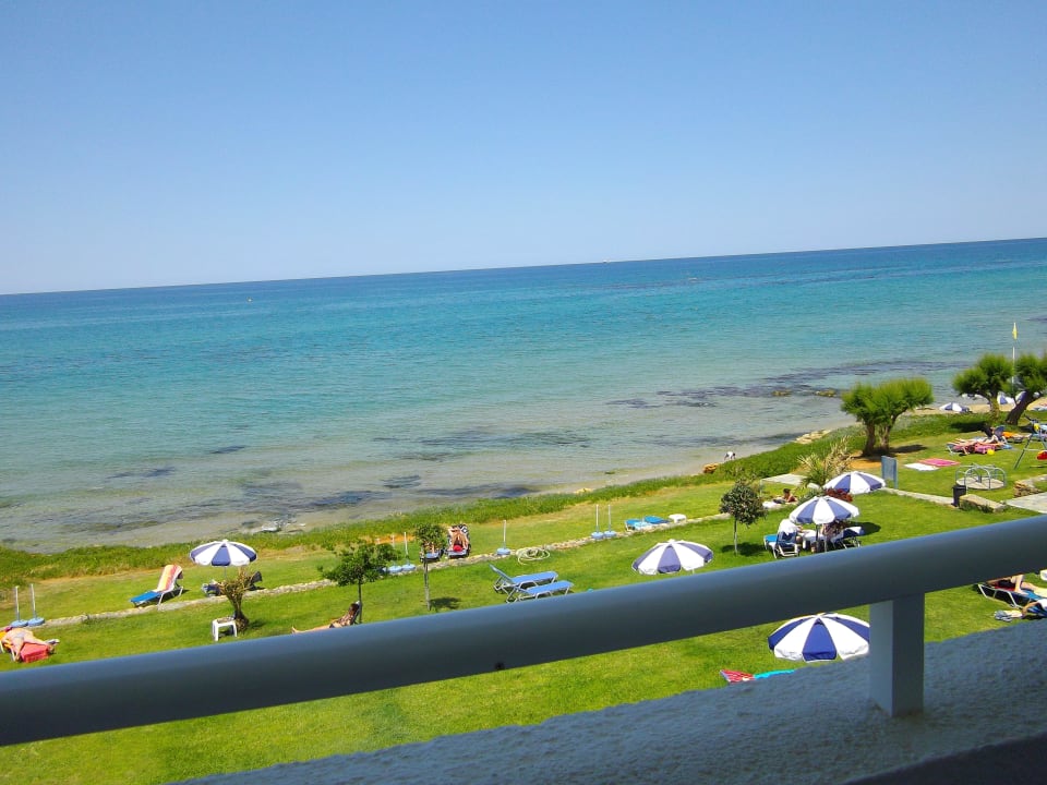 Blick vom Balkon Hotel Ariadne Beach