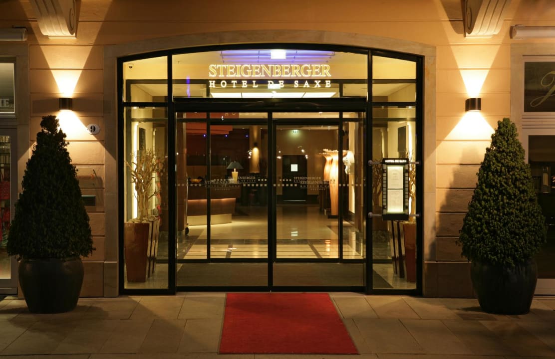 Außenansicht Steigenberger Hotel de Saxe
