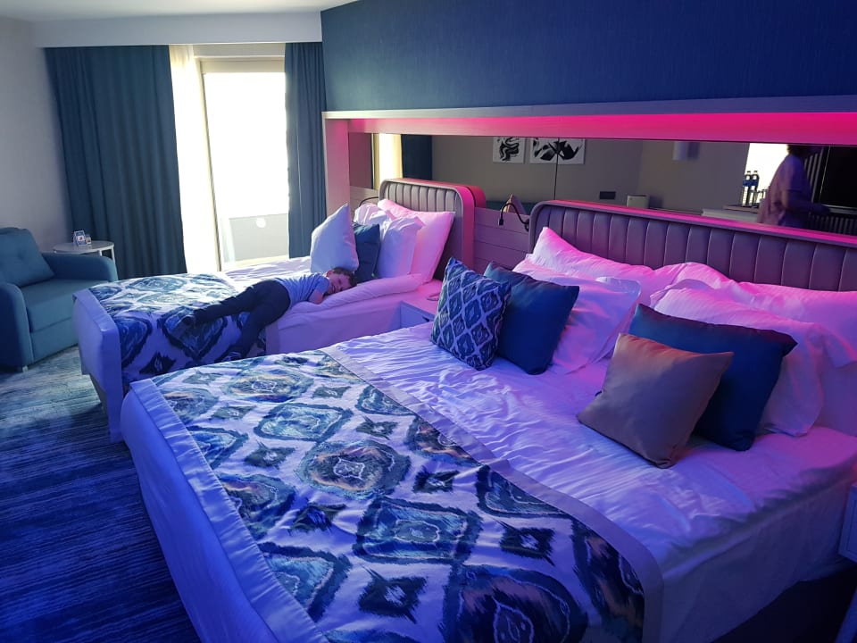 Zimmer Royal Wings Hotel