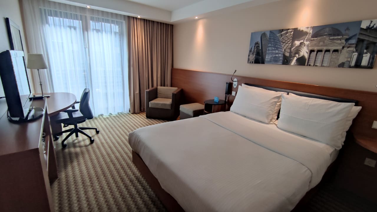Zimmer Hampton by Hilton Berlin City West