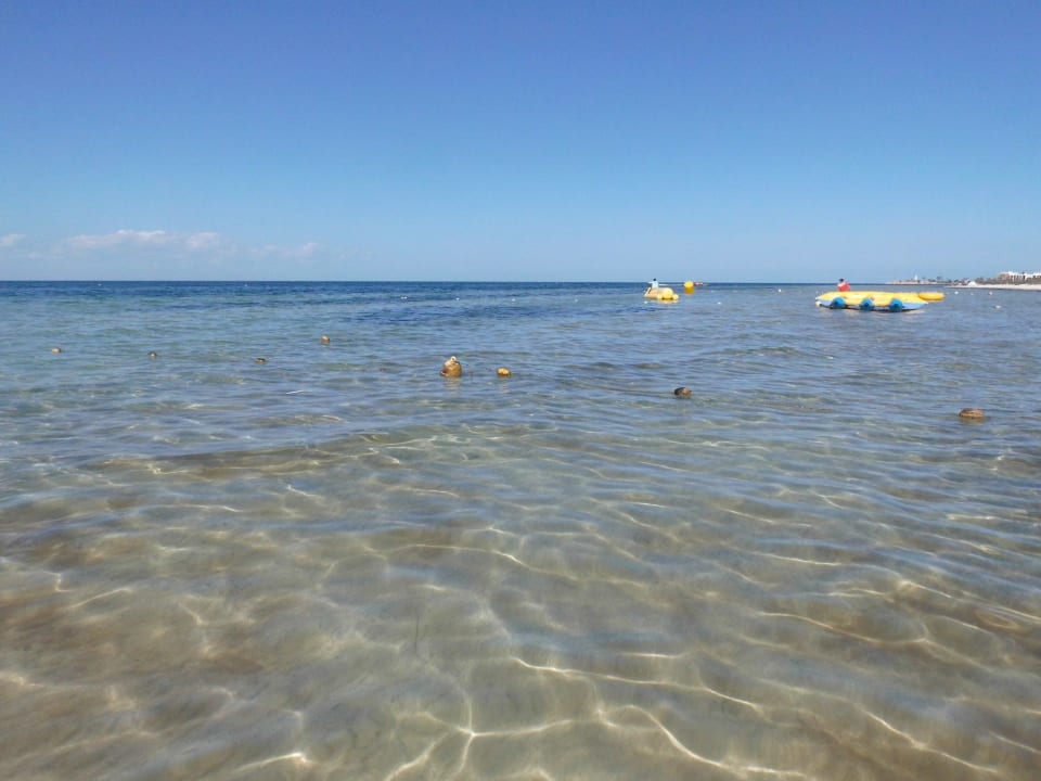 Glasklares Wasser Skanes Serail Aquapark