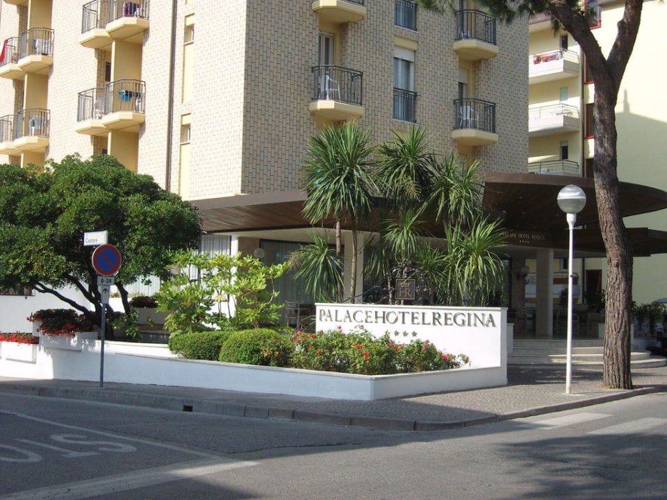 Außenansicht Palace Hotel Regina