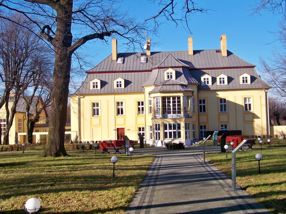 Blick vom Park Hotel Pałac Kotulińskich