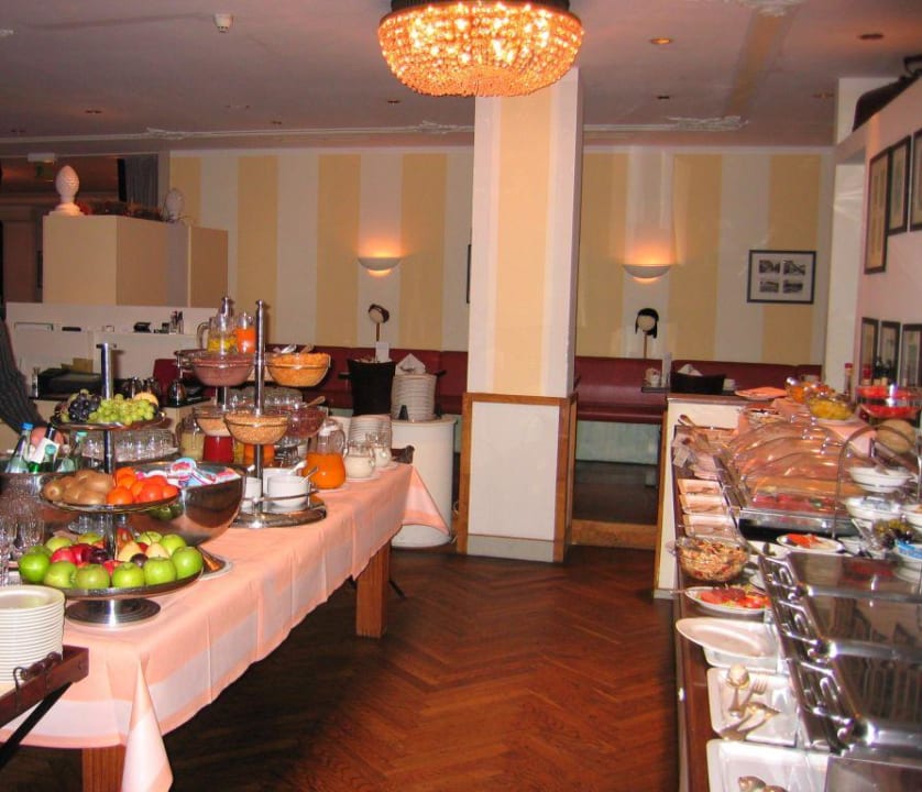Frühstücksbuffet Gewandhaus Dresden, Autograph Collection