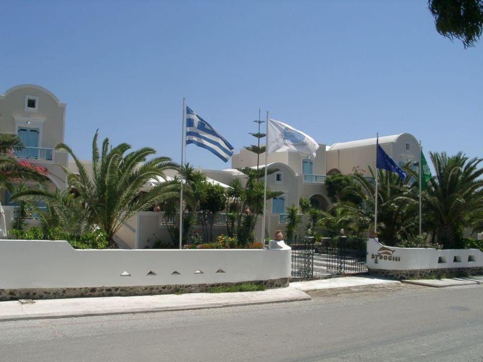 Front des Hotels Hotel Strogili