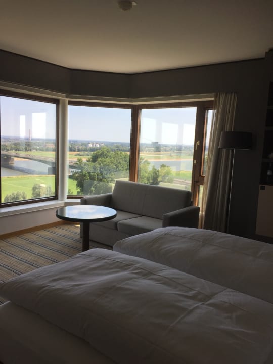 Zimmer Crowne Plaza Düsseldorf-Neuss