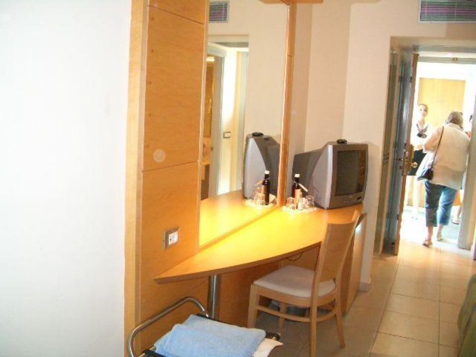 Spiegel im DZ Hotel Calypso Beach