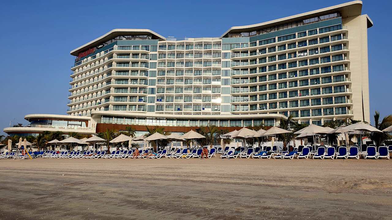 Außenansicht Hampton by Hilton Marjan Island