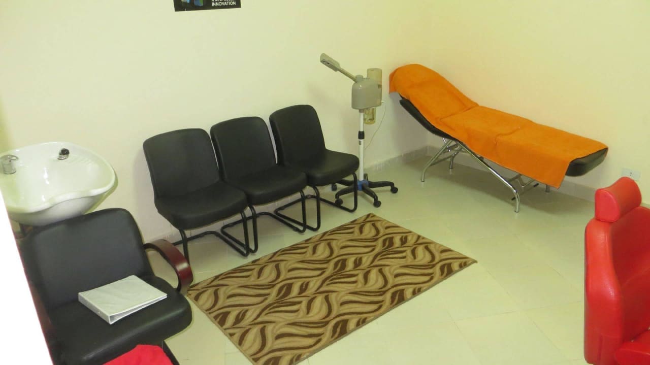 Friseur im Spa-Bereich Coral Hills Resorts & SPA