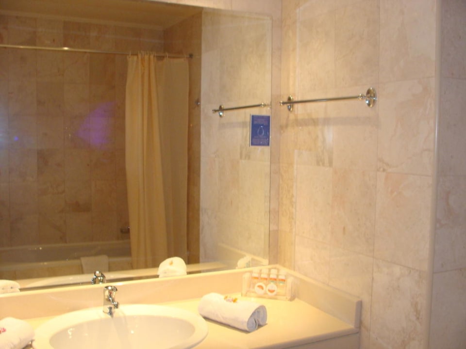 Badezimmer Hotel Kalithea Horizon Royal