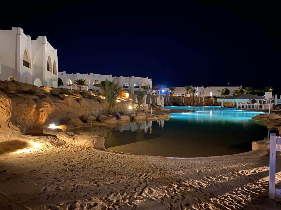 Pool Hilton Marsa Alam Nubian Resort