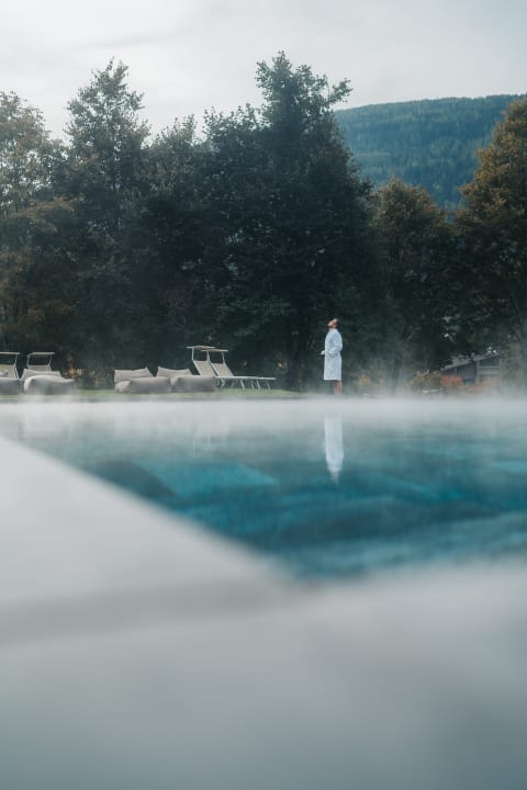 Pool Taubers Bio & Vitalhotel