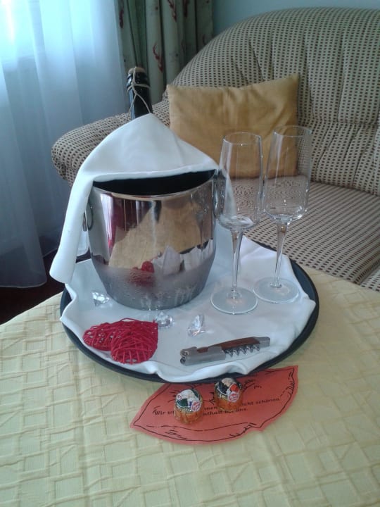 Flitterwochen Alm- & Wellnesshotel Alpenhof