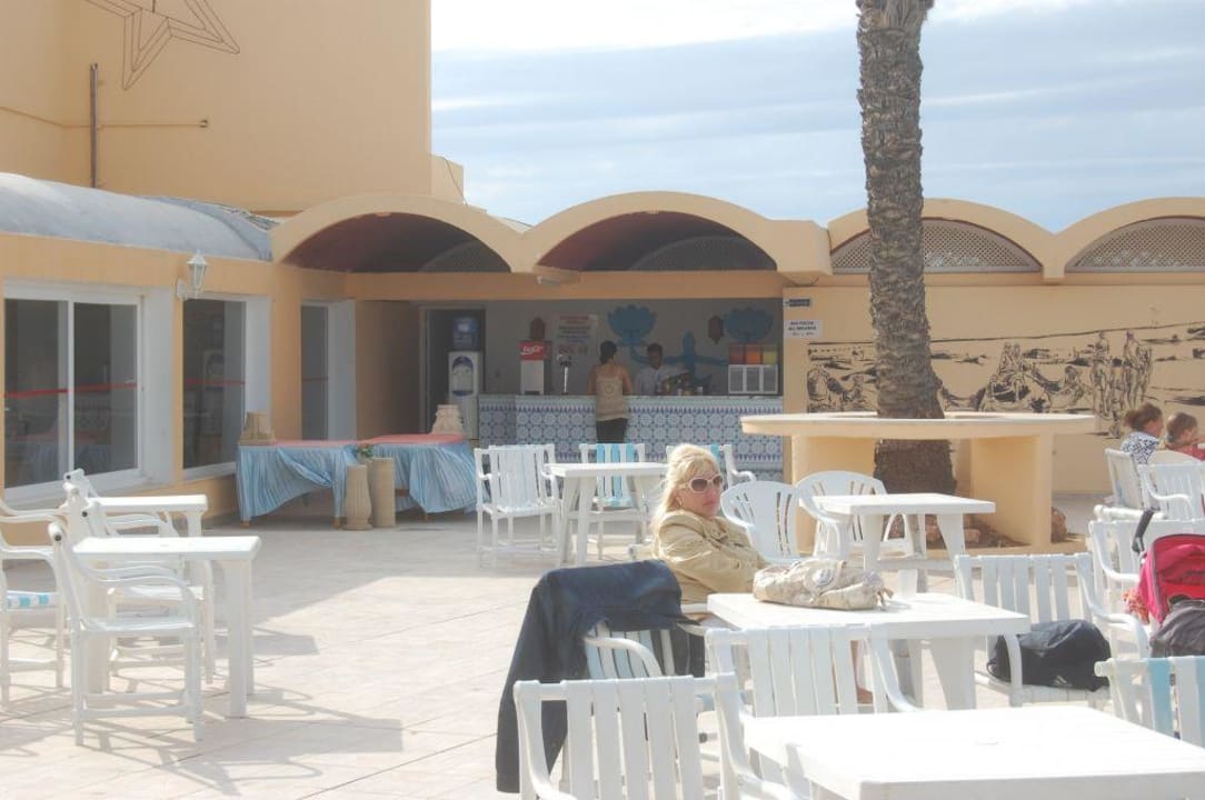 Przy barze AQI Skanes Family Resort