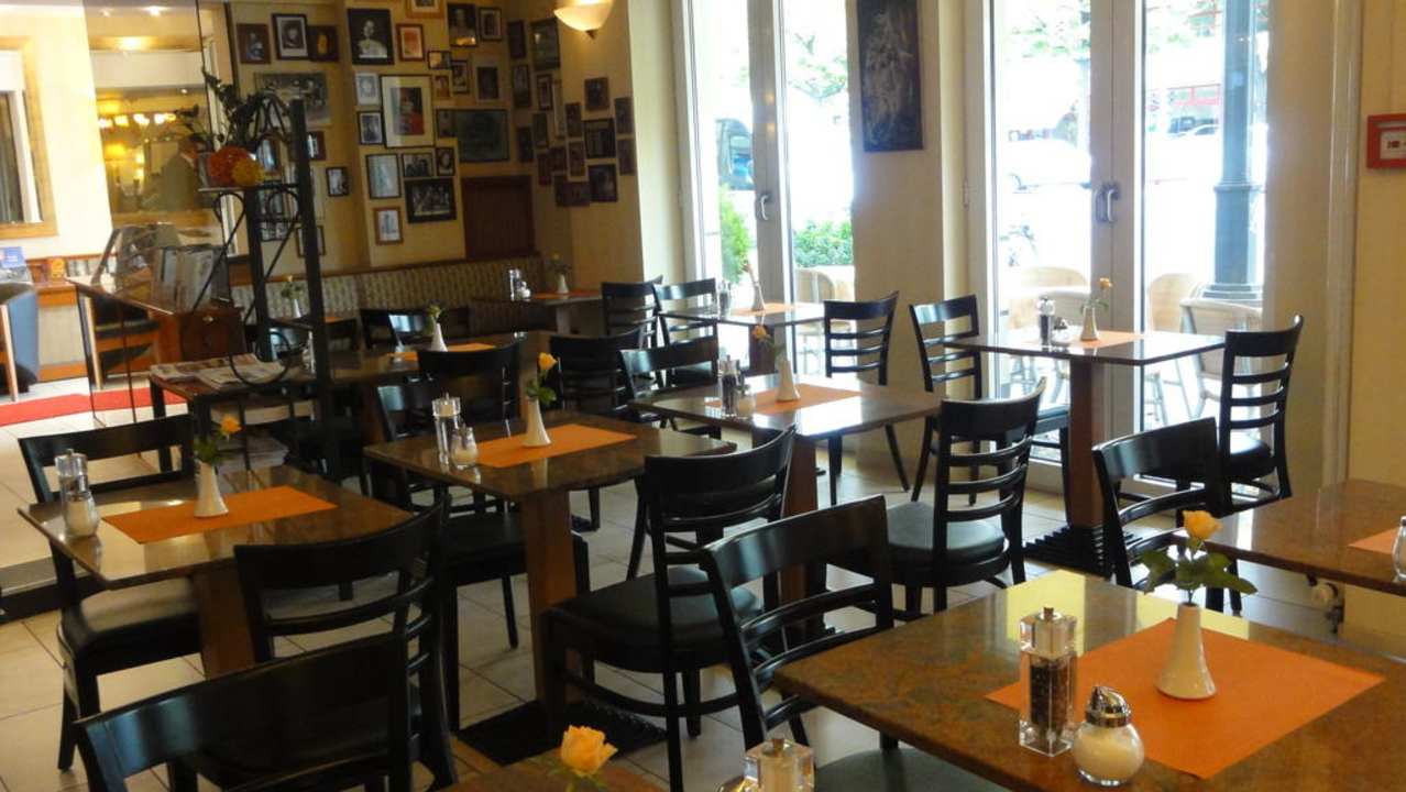 Frühstücksraum ibis Styles Berlin an der Oper