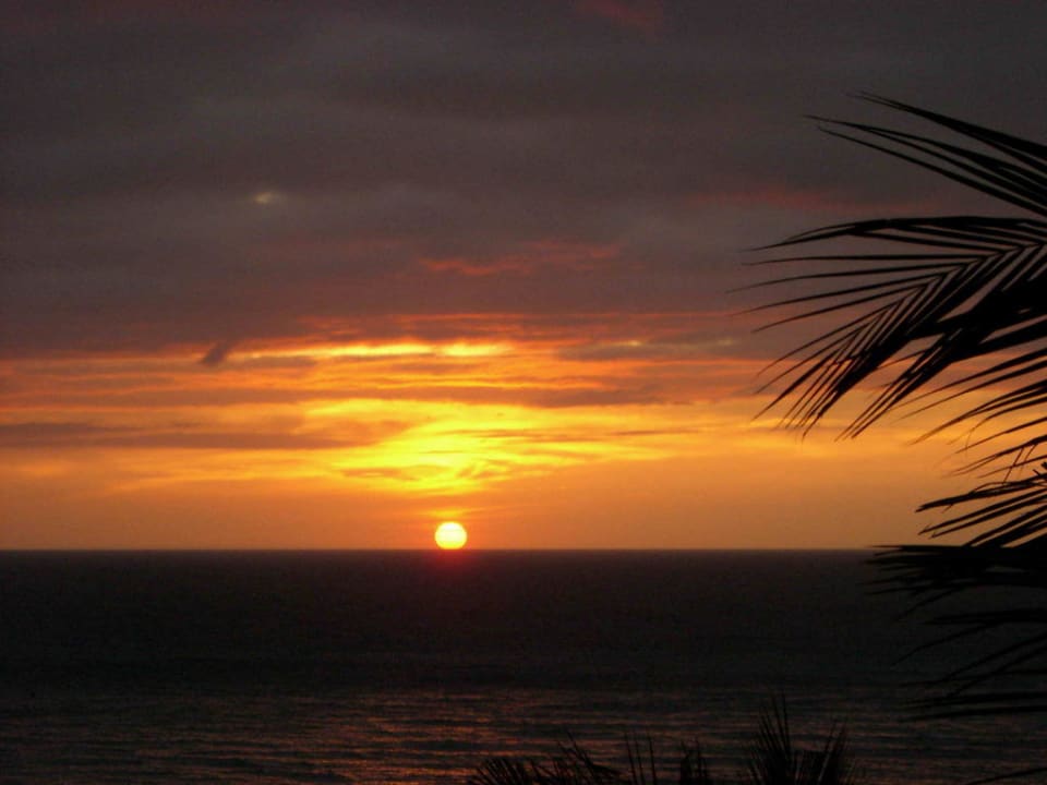 Sunset Argonauta Boracay Boutique Hotel & Villas