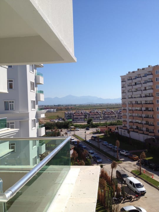 Вид с окна Wyndham Garden Lara