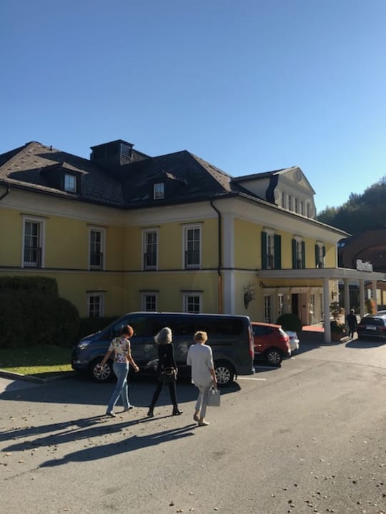Außenansicht Arabella Jagdhof Resort am Fuschlsee