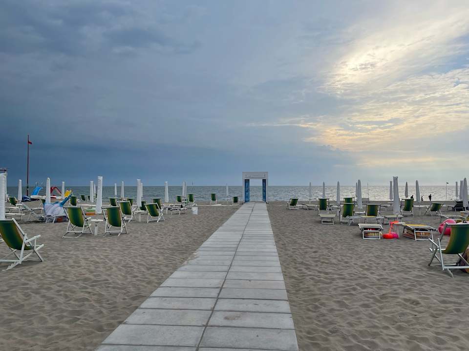 Strand Villaggio Turistico Rosapineta Sud