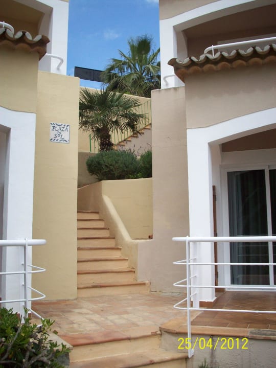 Von Zimmer 59 nach oben - Treppen BAHÍA SUITES CAMP DE MAR