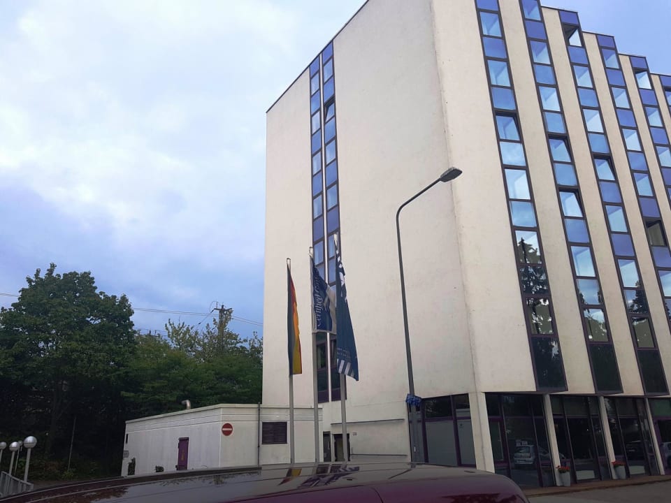Außenansicht Essential by Dorint Frankfurt-Niederrad
