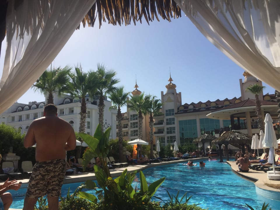 Pool Well Palace Side