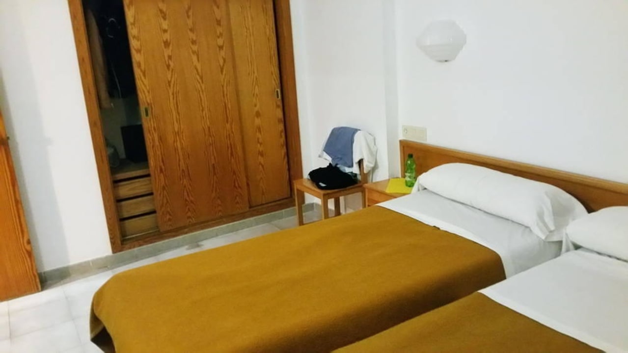 Schlafzimmer mit Balkon HSM Lago Park