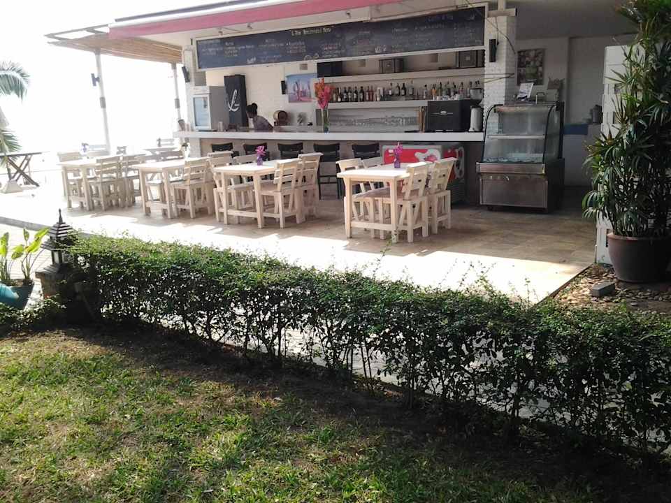 Strandbar Laksasubha Hua Hin