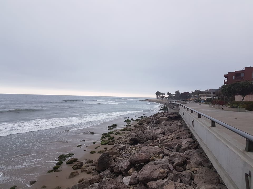 Ausblick Crowne Plaza Ventura Beach