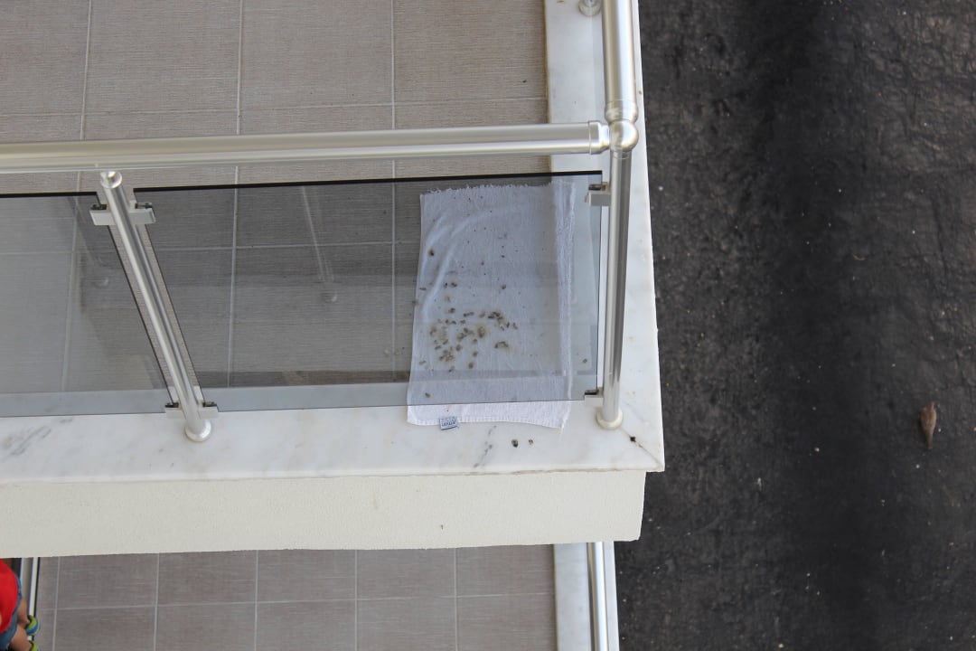 Verkackter Balkon Seaden Sea World Resort & Spa