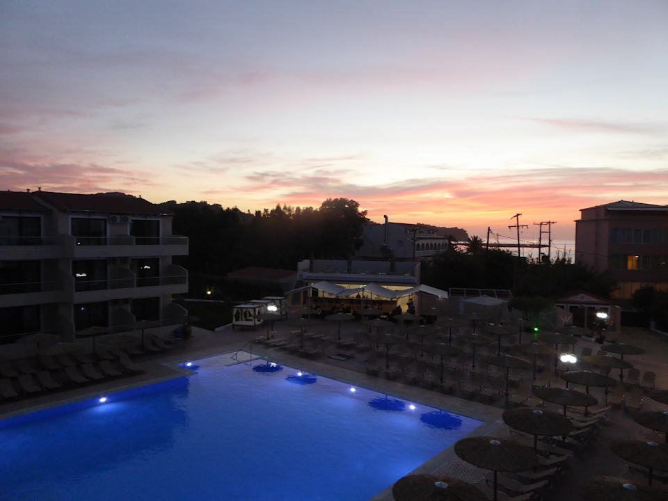 Pool Apartments Angela Beach