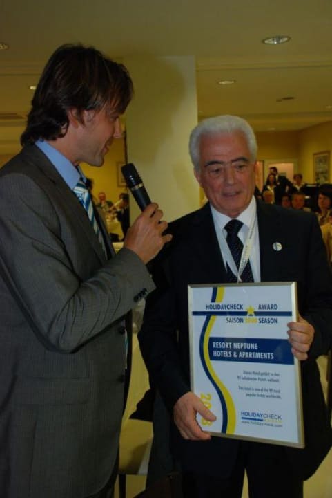 HolidayCheck Day Greece Neptune Luxury Resort