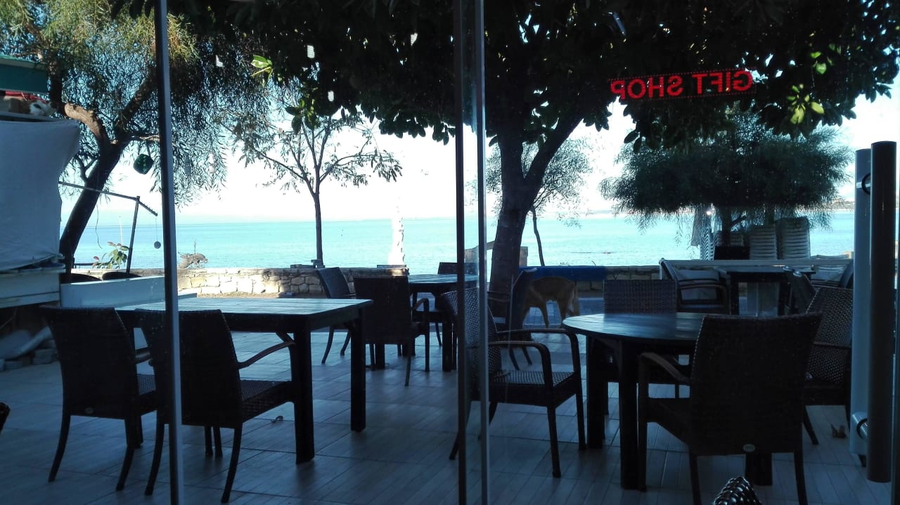 Sehr schön Leda Beach Hotel