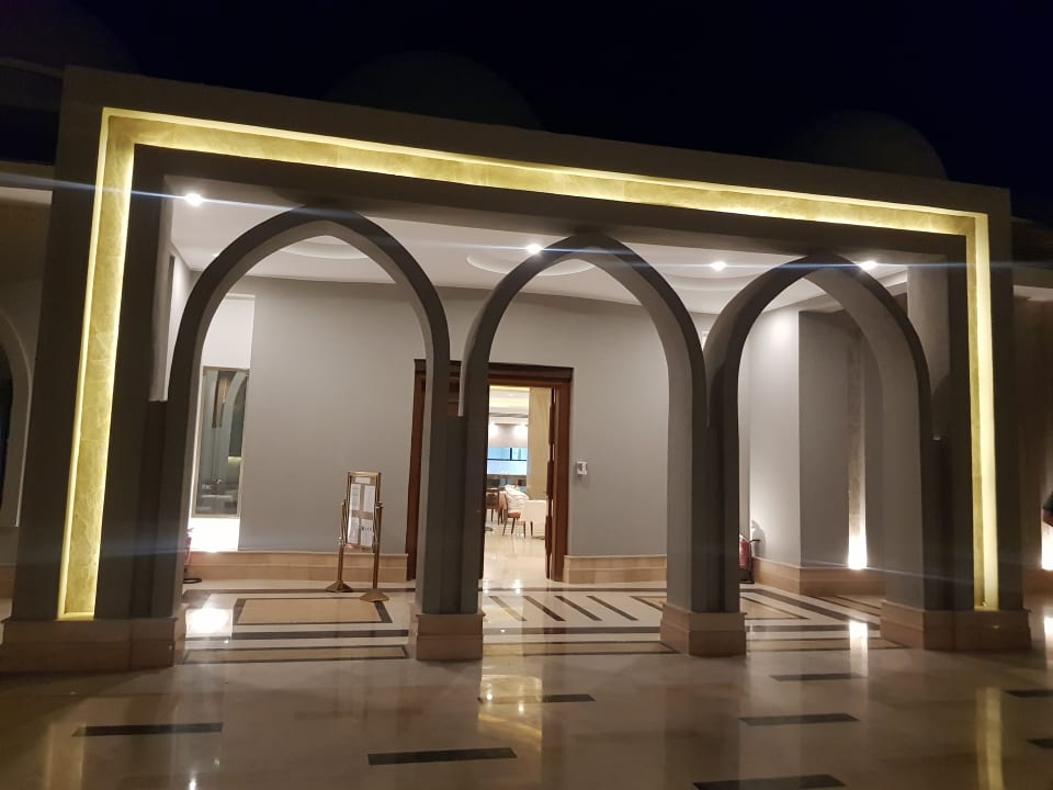 Gastro Serenity Alpha Beach