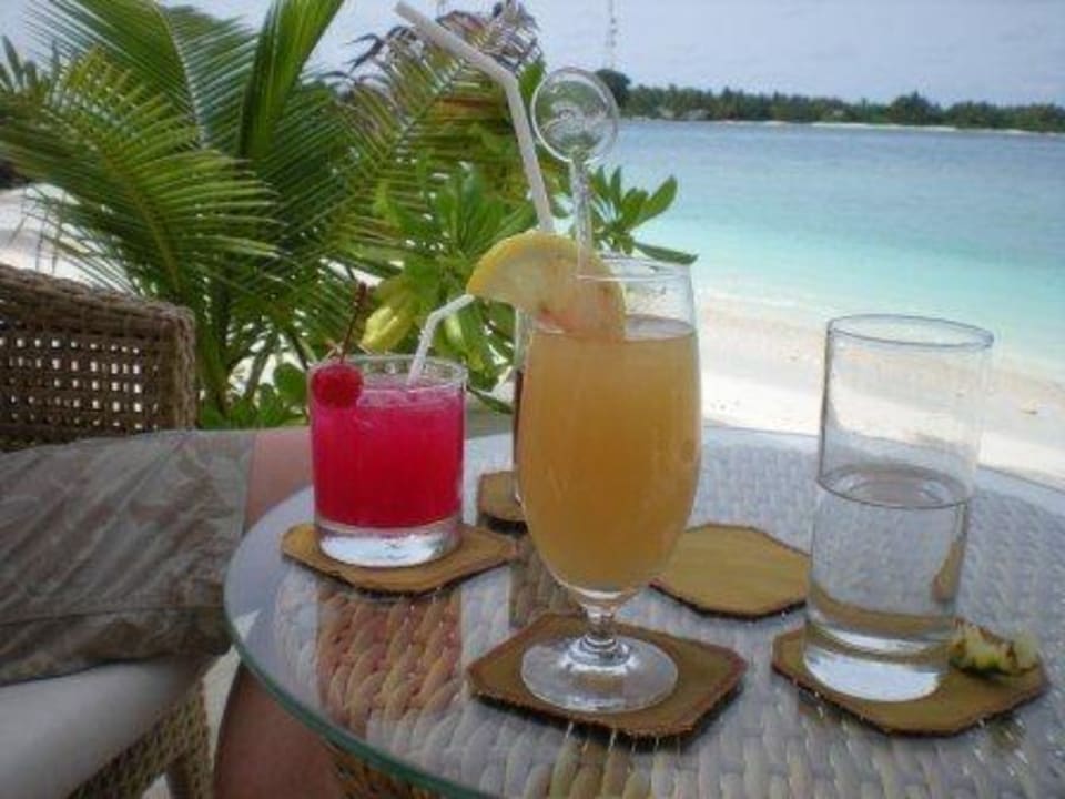 El Presidente und Honululu Juicer Cocktails Kuramathi Maldives