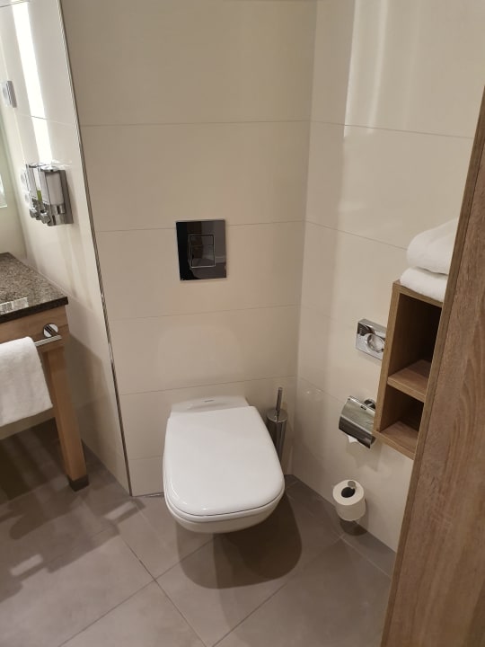 Zimmer Hampton By Hilton Frankfurt Airport