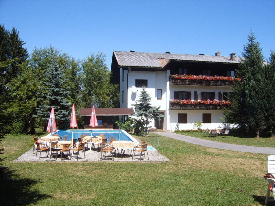 Von der Wiese Gasthof Pension Roseggerhof