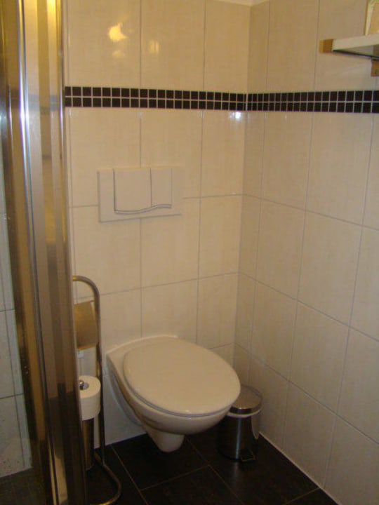 Badezimmer Hotel Pension Bellevue