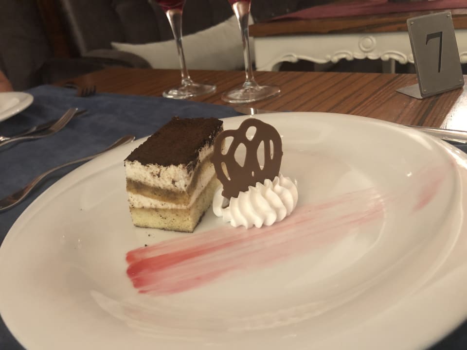 Gastro Well Palace Side