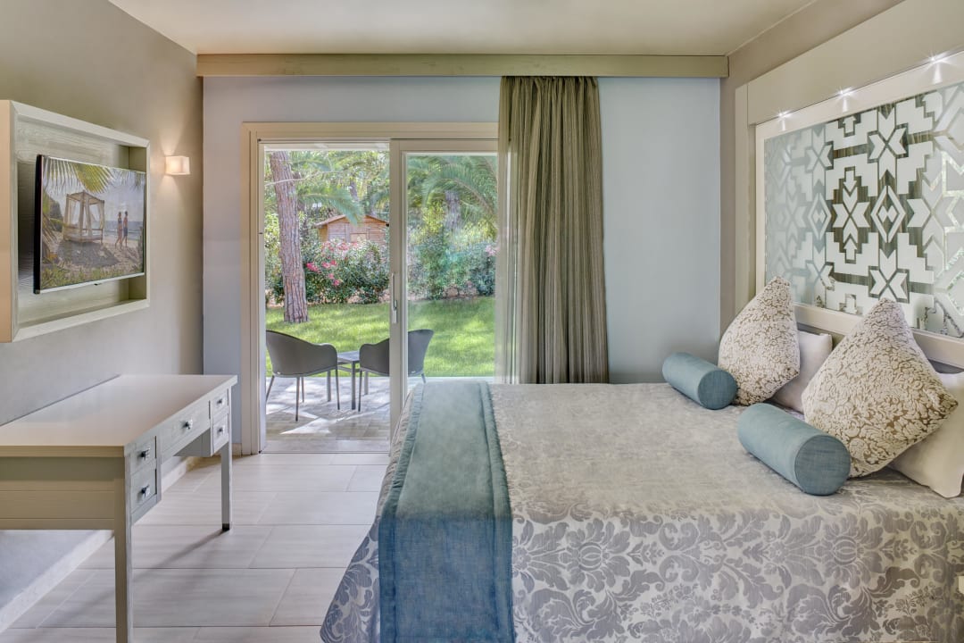 Zimmer Forte Village - Hotel Il Castello