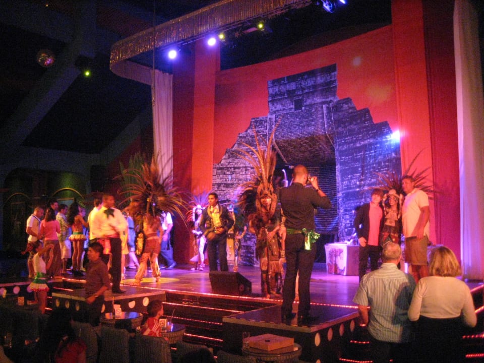 Abendprogramm im Hotel Hotel Riu Tequila