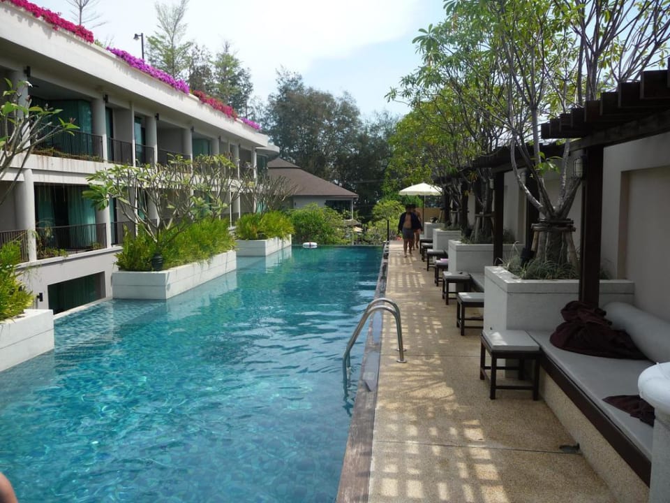 Mittlerer Pool Hotel Tara Mantra Cha Am