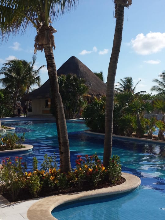 Pool Bahia Principe Luxury Akumal