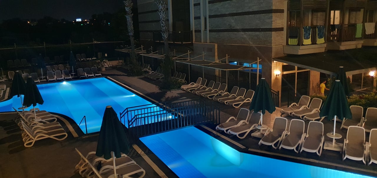 Pool Can Garden Resort