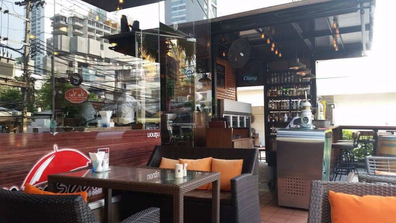 Restaurant Monsoon Adelphi Suites Hotel