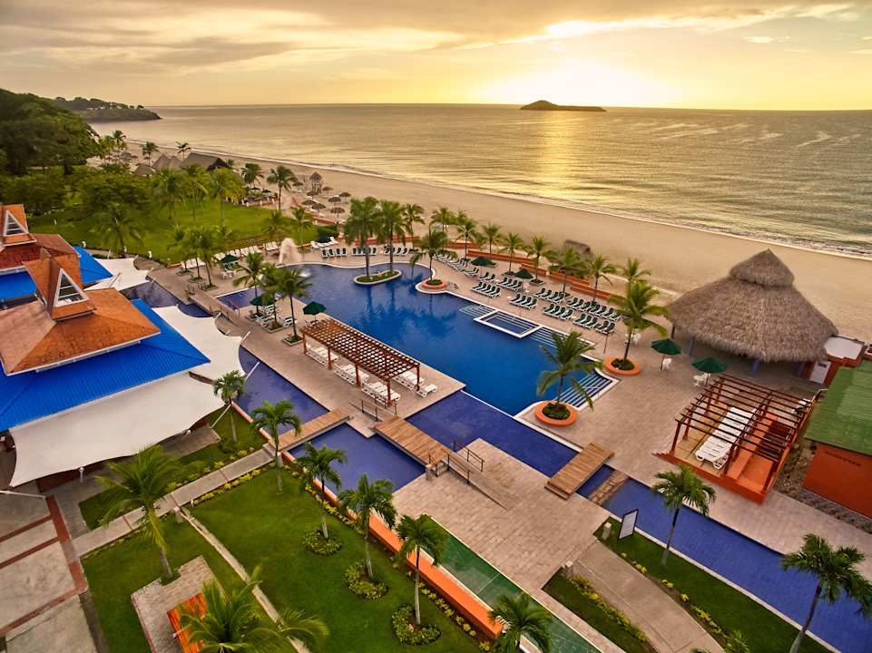 Außenansicht Grand Decameron Panama, A Trademark All Inclusive Resort