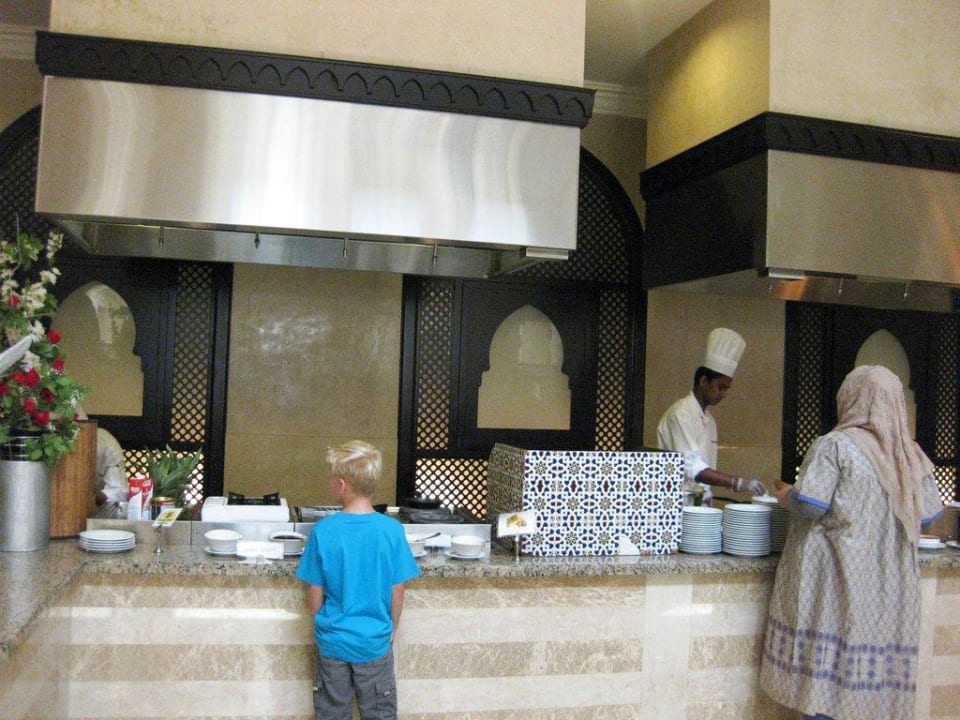 Live Cooking Station Miramar Al Aqah Beach Resort