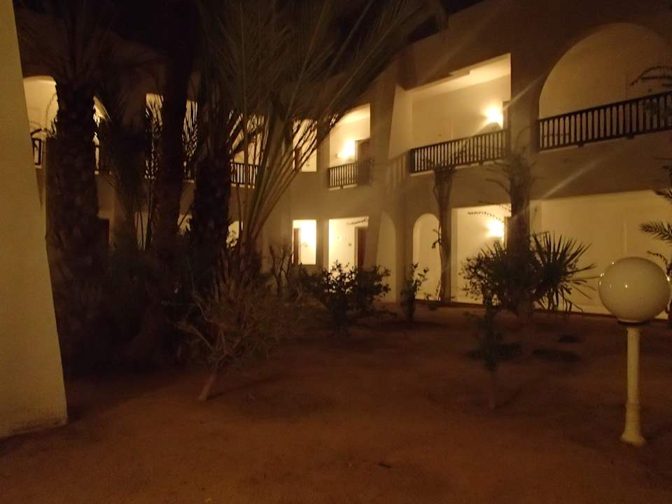 Innenhof von unserem Bungalow Hotel El Mouradi Djerba Menzel