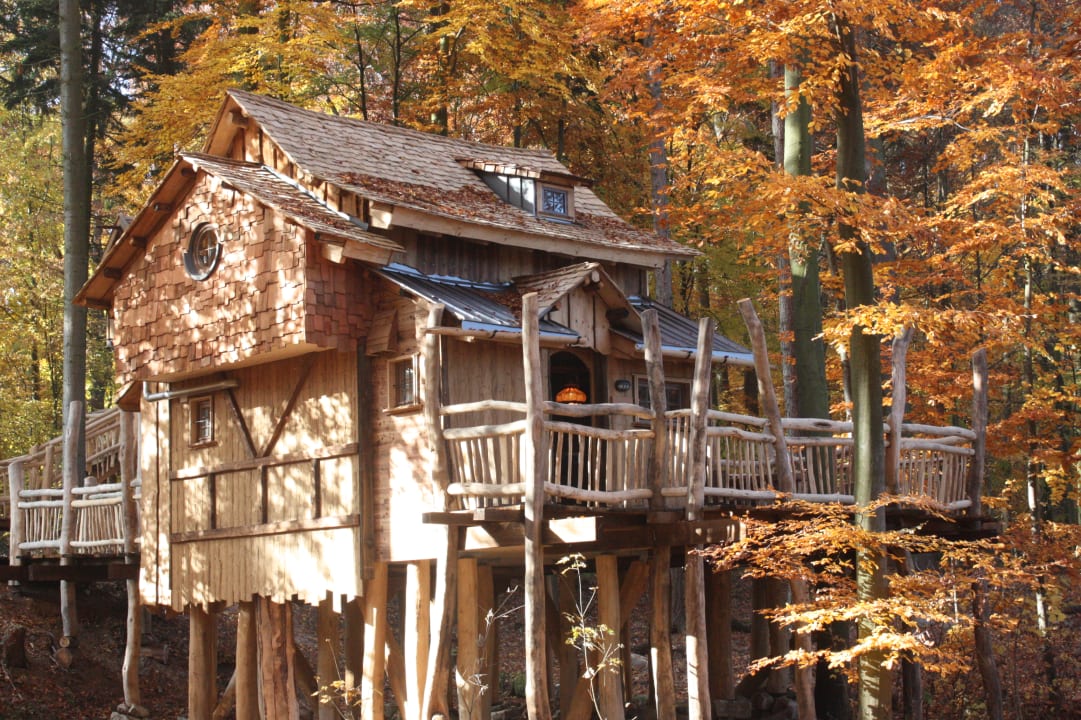 Außenansicht Natur-Resort Tripsdrill