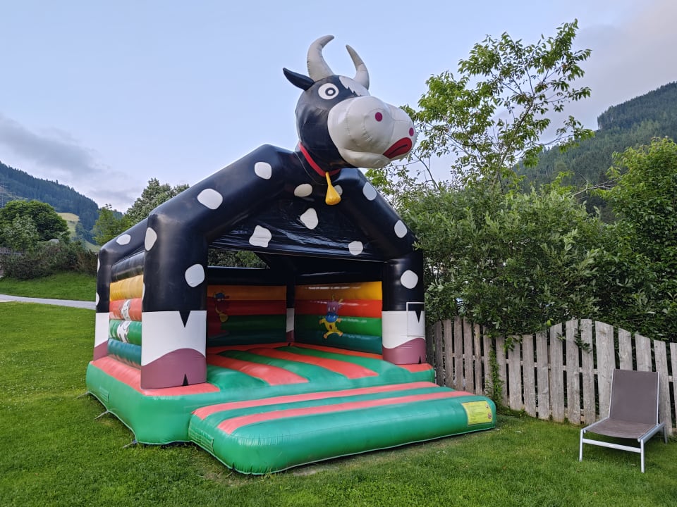 Sport & Freizeit Almhof Family und Wellness Resort